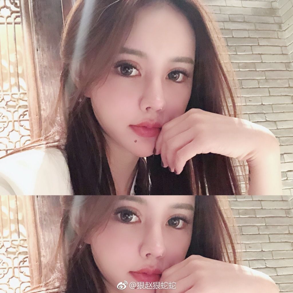 Những màn thiên nga hóa vịt xấu xí chỉ bởi vì quên mở ứng dụng làm đẹp của các hot girl Trung Quốc Những màn thiên nga hóa vịt xấu xí chỉ bởi vì quên mở ứng dụng làm đẹp của các hot girl Trung Quốc